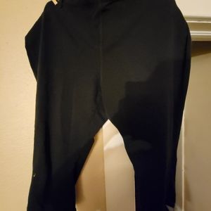 Terra & sky black 24/26w capris